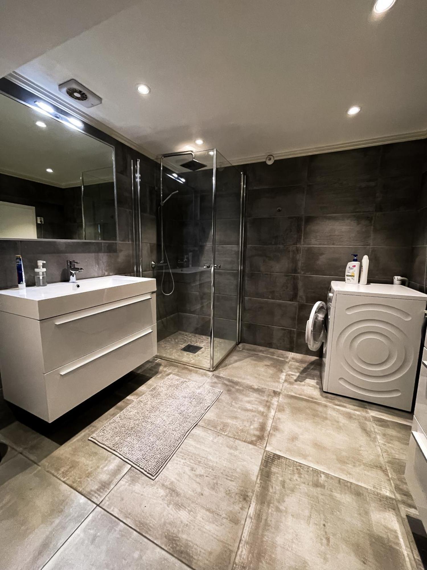 Modern Big 2 Bedroom Apartment Near Solsiden Trondheim Zewnętrze zdjęcie